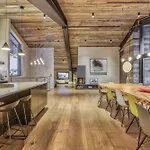 Chalet Onthe Rocks