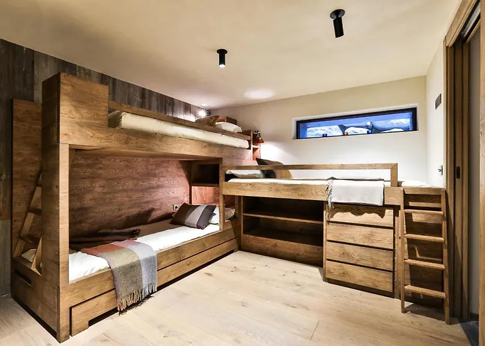 Onthe Rocks * Chamonix Mont Blanc