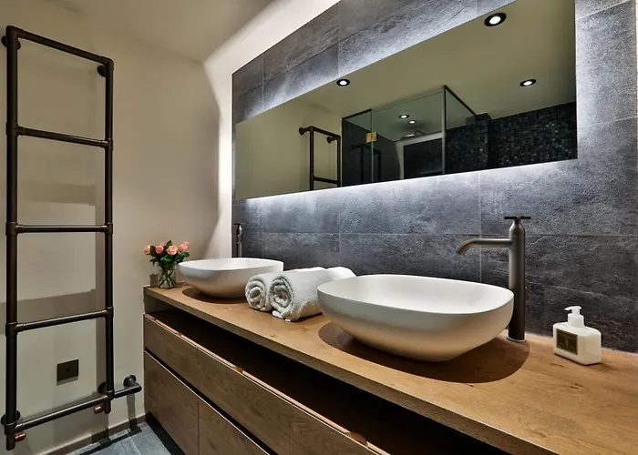 Onthe Rocks Chamonix Mont Blanc