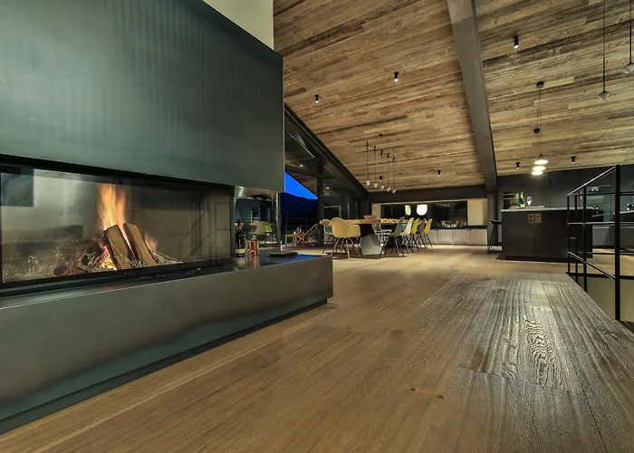 Chalet Onthe Rocks Chamonix Mont Blanc