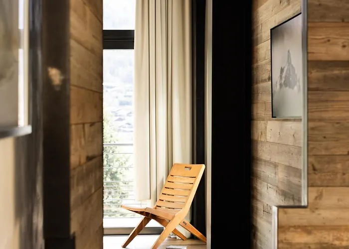 Chalet Onthe Rocks *